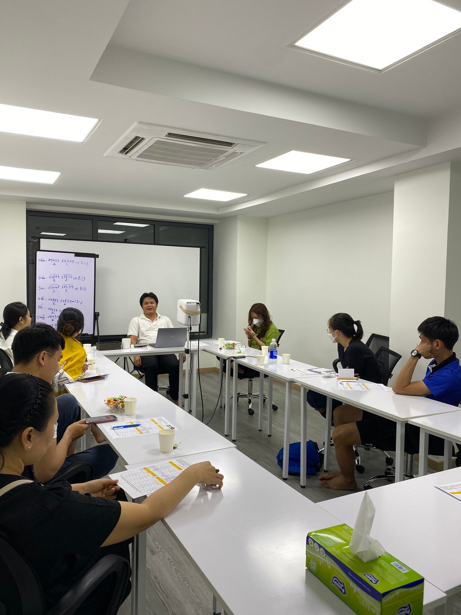 Lớp học Tử Vi Đẩu Số trực tiếp cùng Thầy Ưng Khiêm tại TP.HCM
