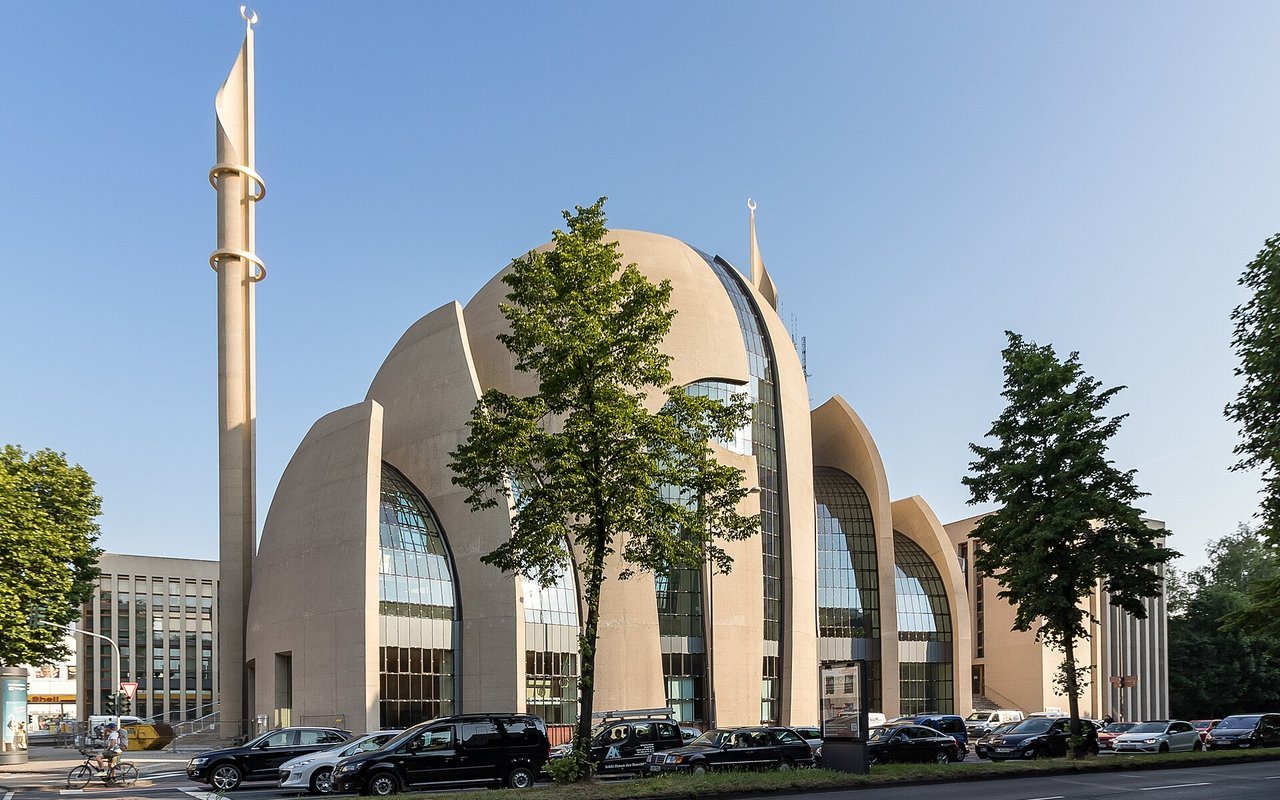 Đại đền Hồi giáo trung tâm Köln (Zentralmoschee Köln)