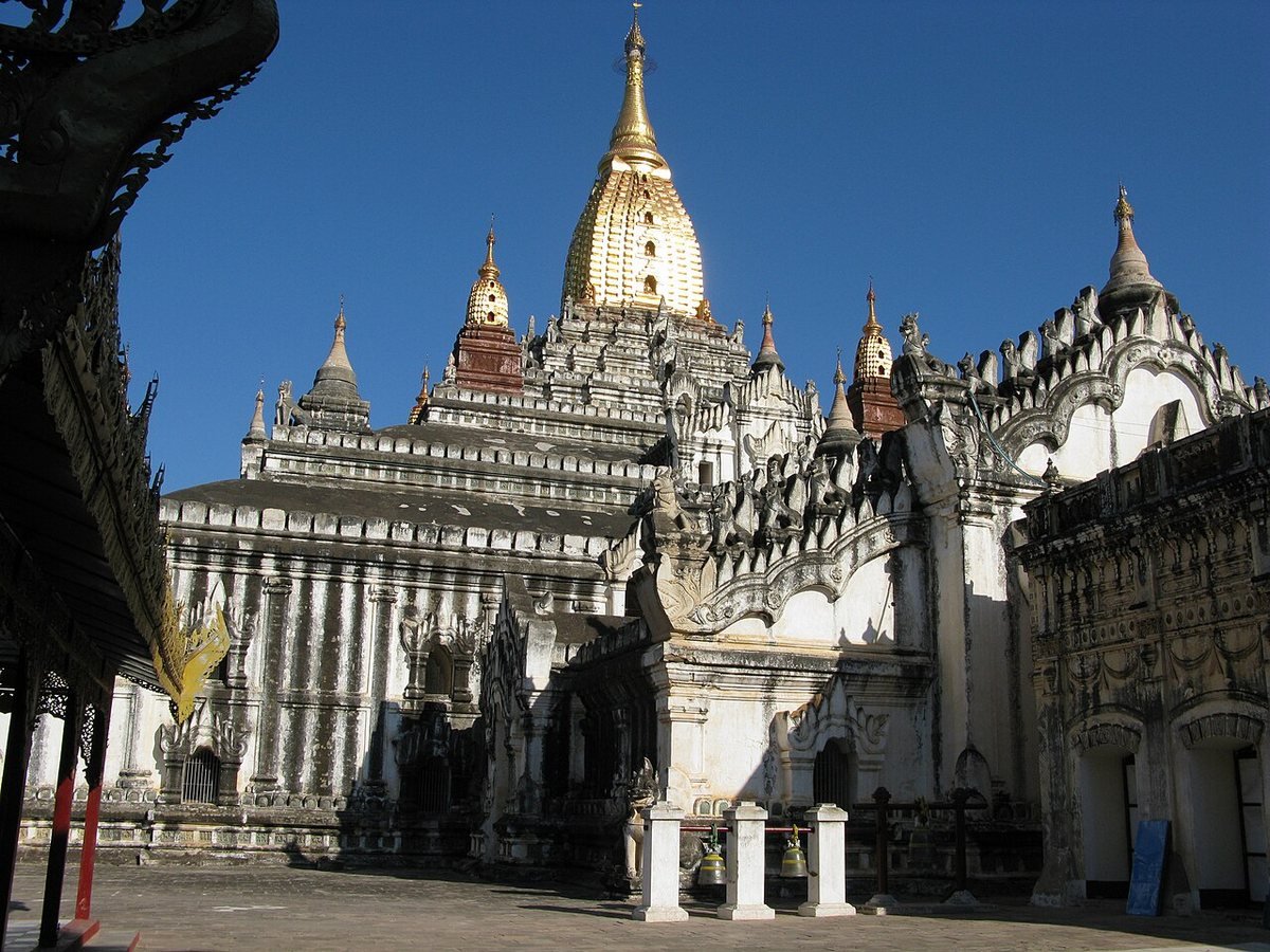 Đền Ananda, Bagan