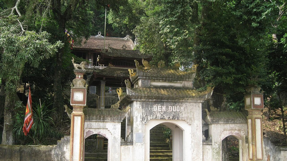 Đền Đuổm