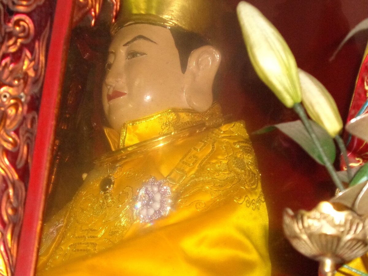 Ong Hoang Muoi Temple