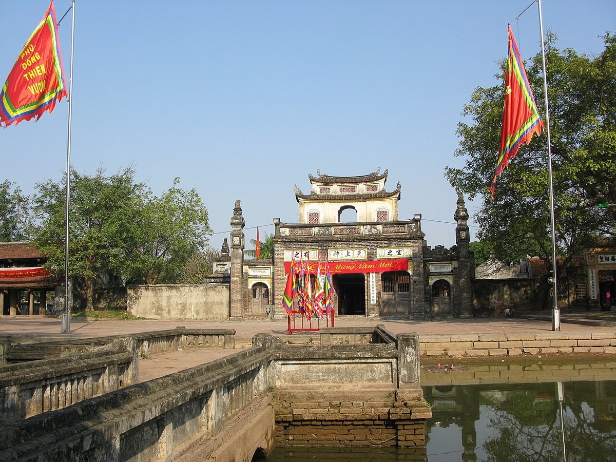Phu Dong Temple