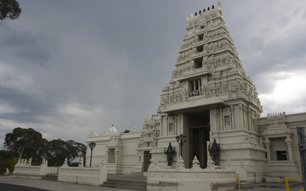 Đền Sri Venkateswara, Helensburgh