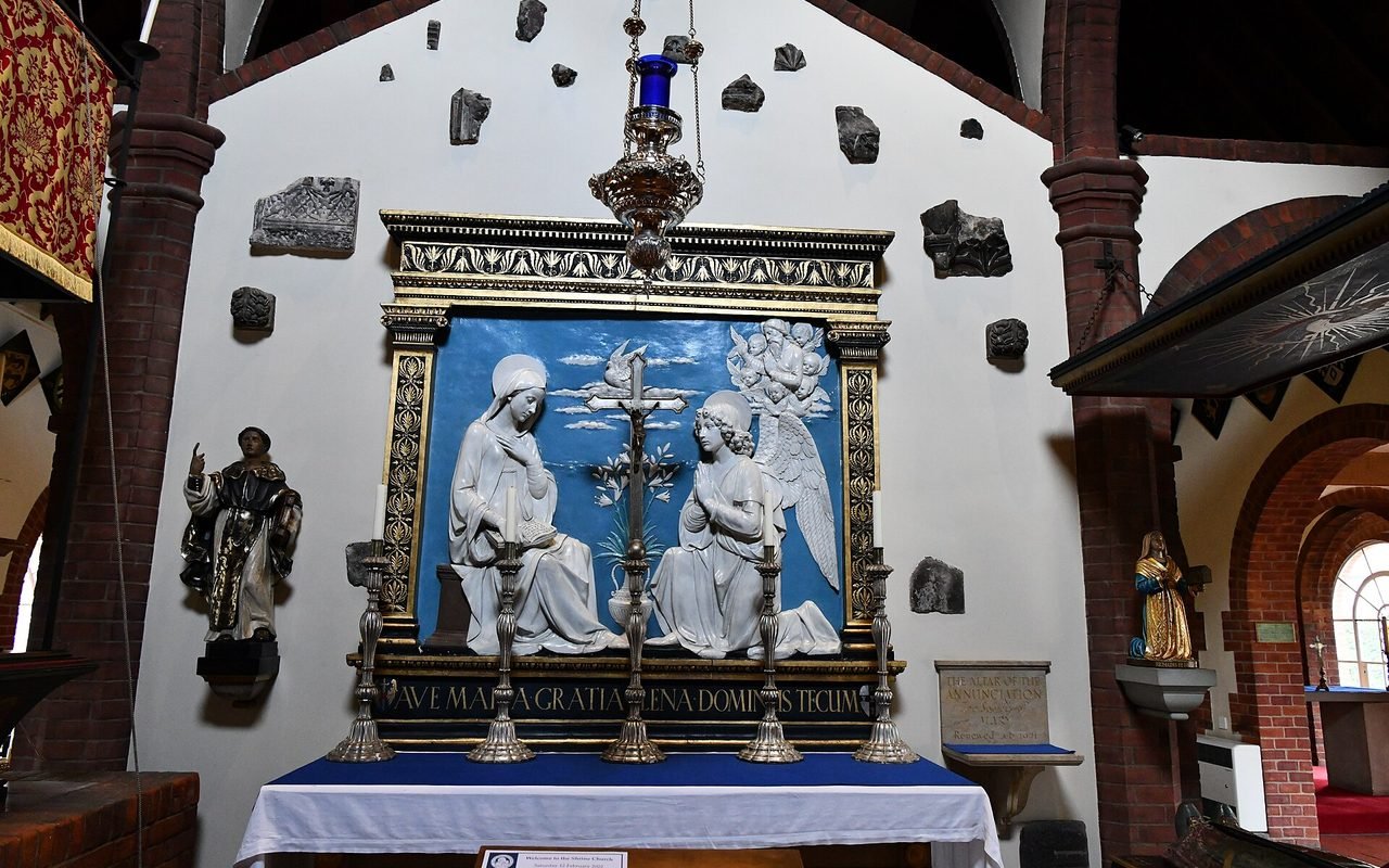 Đền thánh Quốc gia Đức Mẹ Walsingham ("Nazareth của nước Anh")