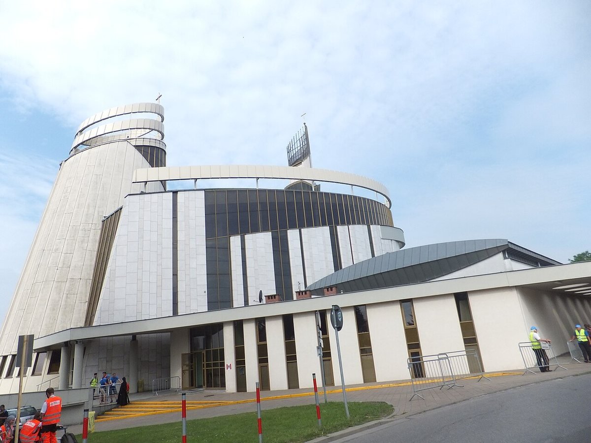 Đền thánh Lòng Thương Xót Chúa, Kraków (Łagiewniki)