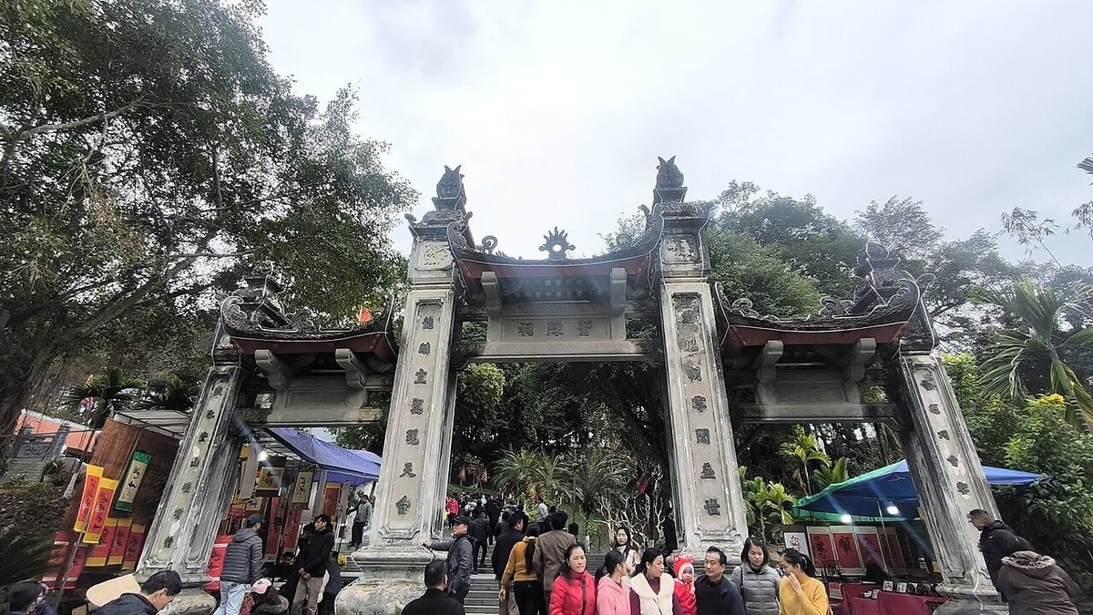 Đền Thượng (Lào Cai)