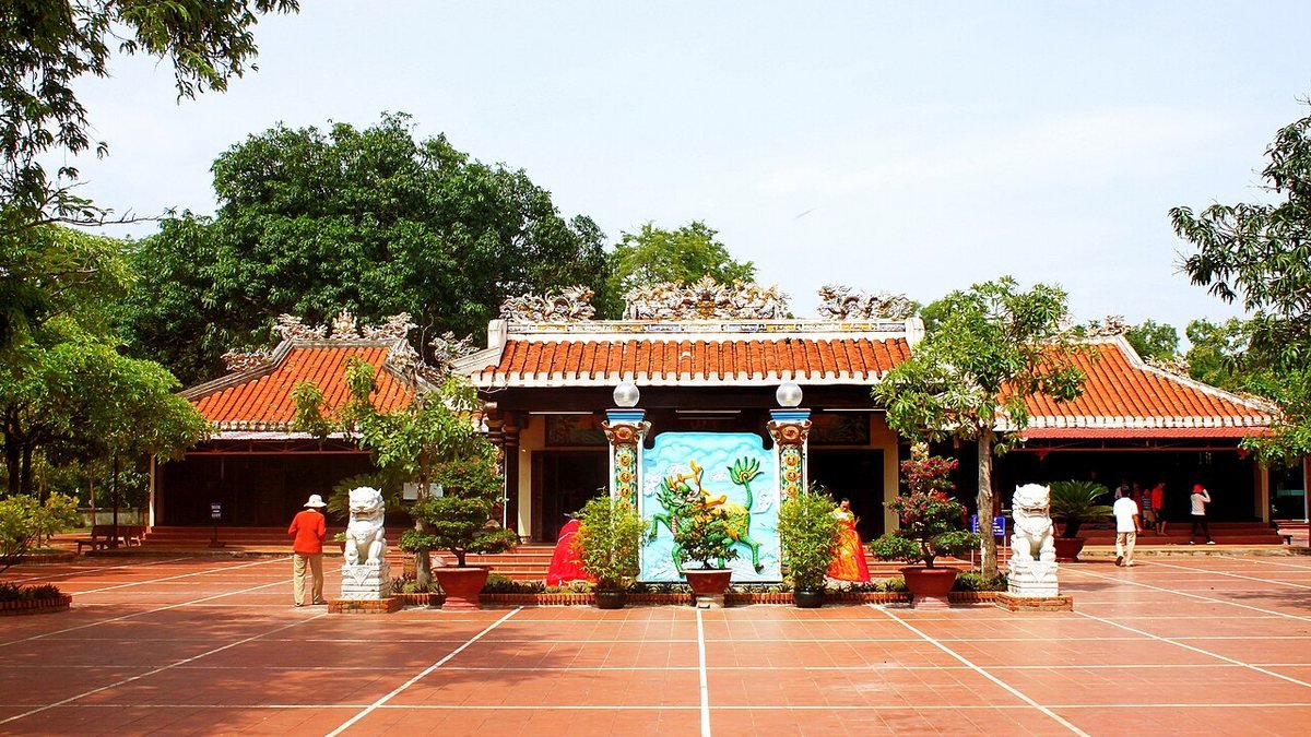 Dinh Thầy Thím