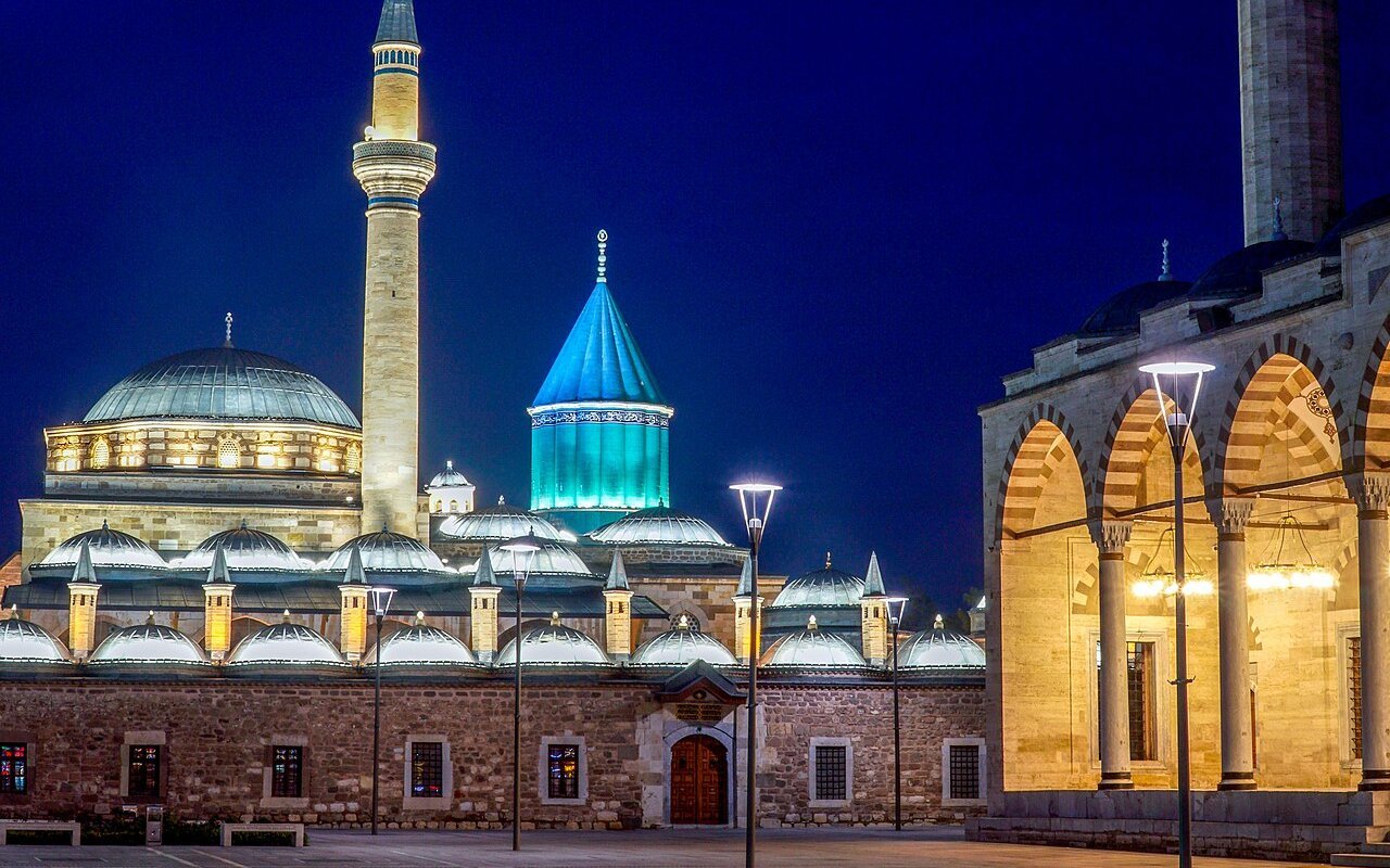 Bảo tàng và Lăng mộ Mevlana Rumi, Konya