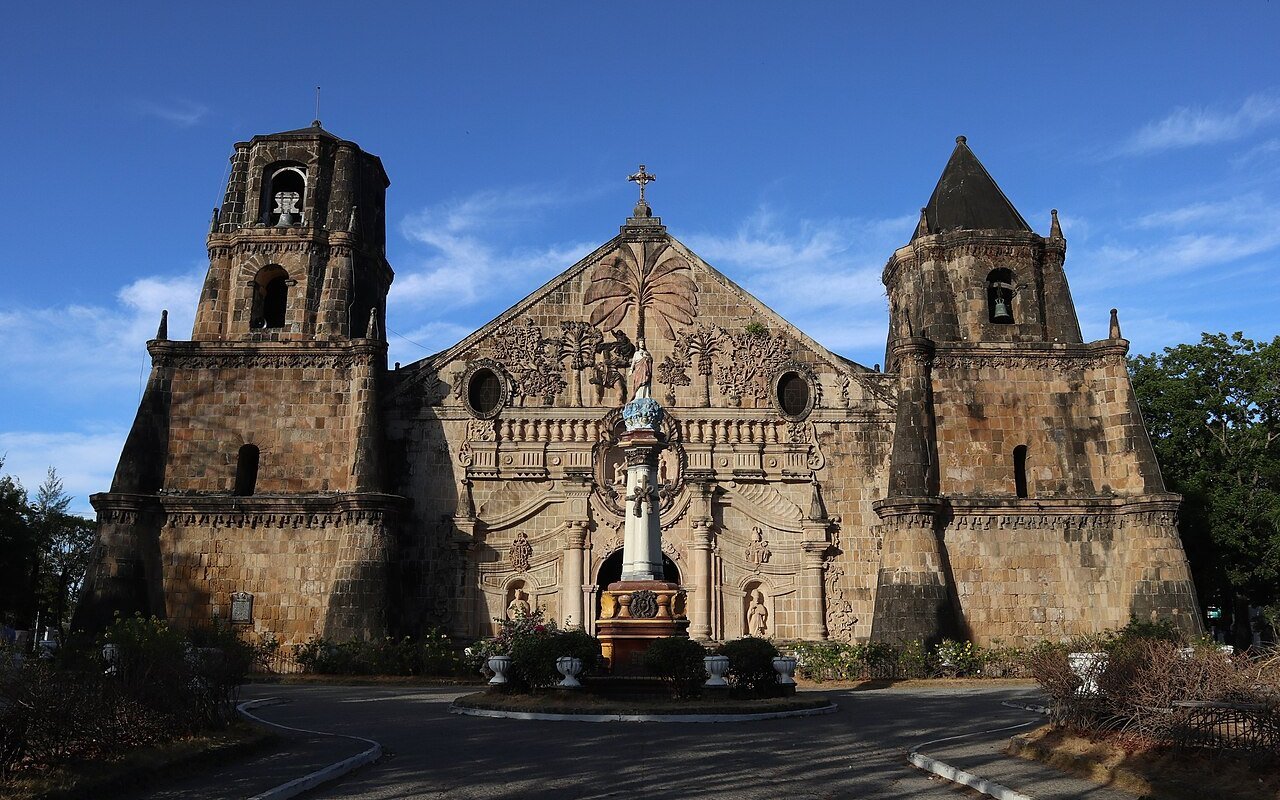 Nhà thờ Santo Tomás de Villanueva, Miagao (Iloilo)
