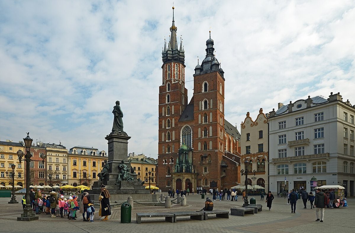 Vương cung thánh đường Đức Mẹ Lên Trời, Kraków (Mariacki)