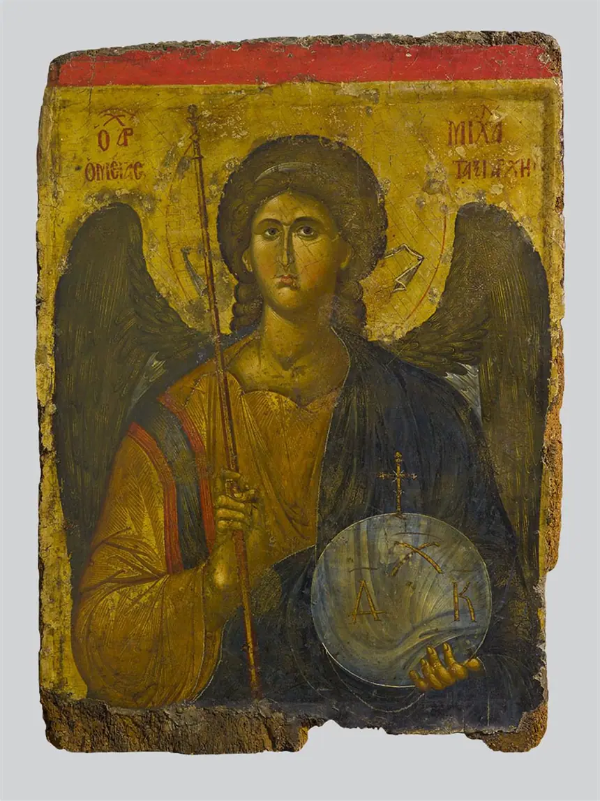 Tổng lãnh thiên thần Micae cầm gậy và quả cầu, xưởng Constantinople, thế kỷ 14. Bảo tàng Byzantine và Kitô giáo, Athens.
