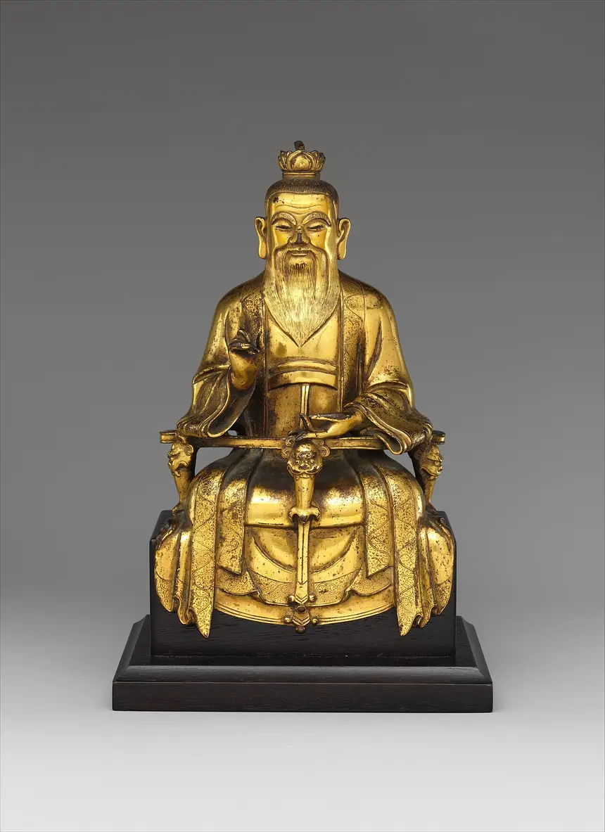 Lão Tử, hợp kim đồng mạ vàng, do Trần Ngạn Thanh (Chen Yanqing) đúc năm 1438, thời Minh, cao 19 cm. Bảo tàng Metropolitan, New York.