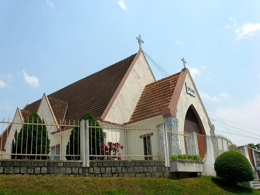 Nhà thờ Tin Lành Đà Lạt. Ảnh chụp năm 2011.